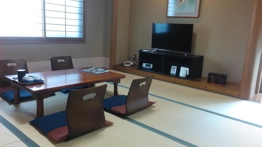 Ryokan Ginsuikaku Майдзуру Екстер'єр фото