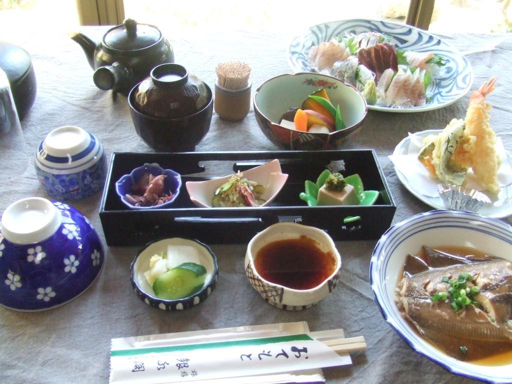 Ryokan Ginsuikaku Майдзуру Екстер'єр фото
